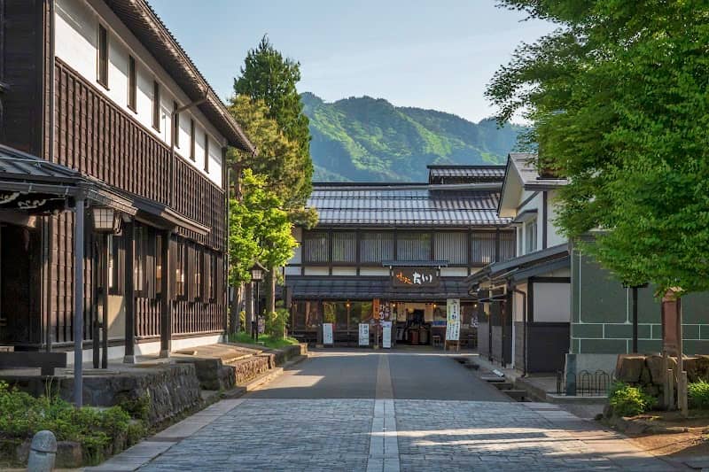 Setogawa and Shirakabe Dozou Street - Image 3