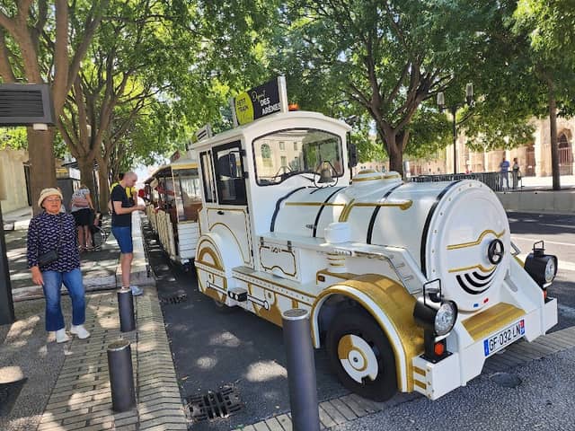 Petit Train Touristique - Image 1