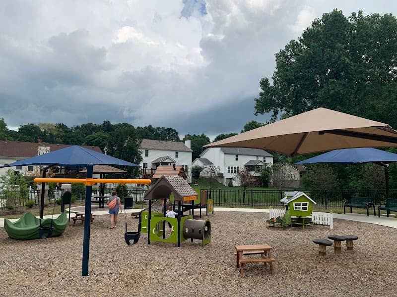 Green Pines Park - Image 2
