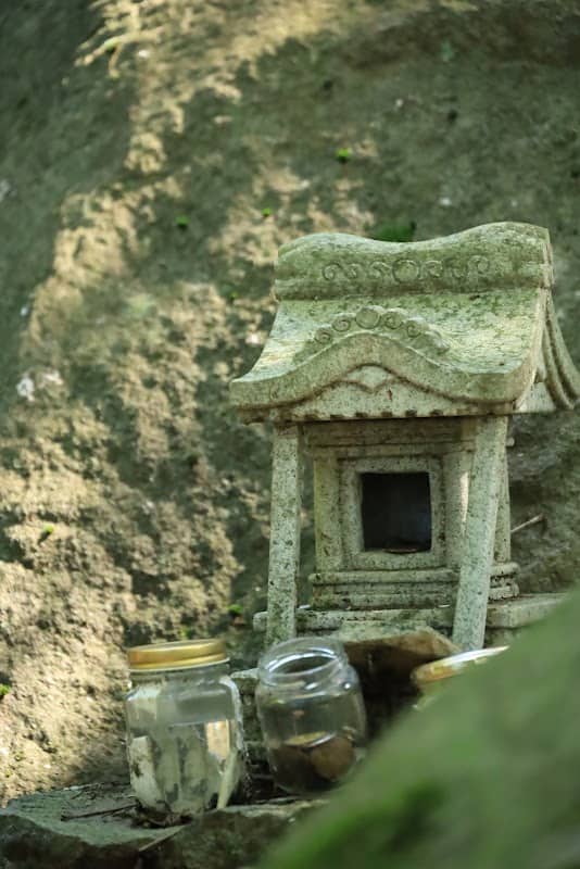 神の石 - Image 2