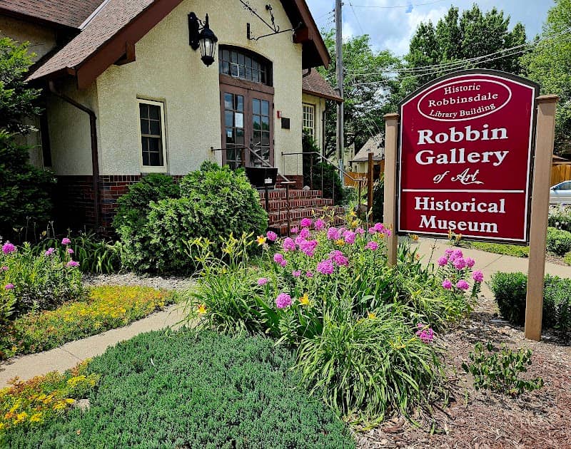 Robbin Gallery - Image 1