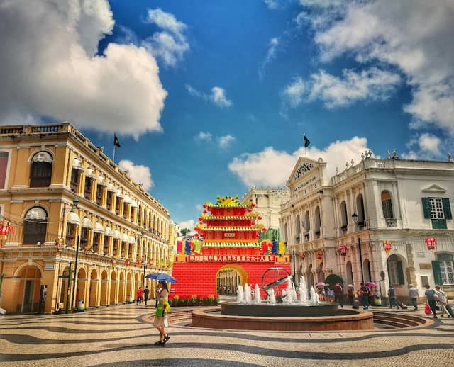 Senado Square - Image 1