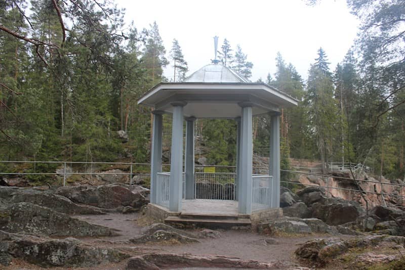 Crown's Park - Image 1