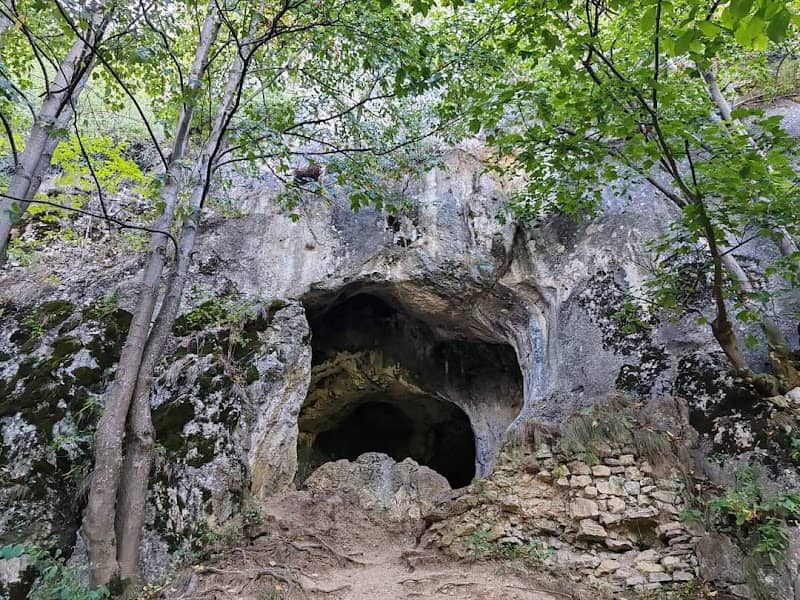 Peștera Liliecilor - Image 1