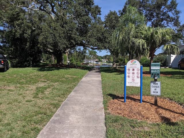 Sunshine Park - Image 2