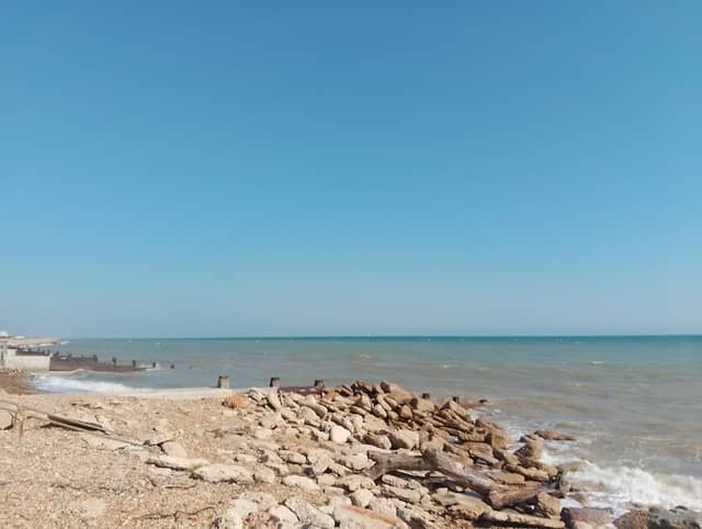 Pett Level Beach - Image 3