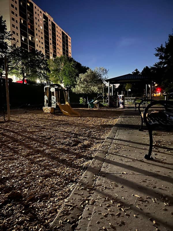 Bolus Gardens Parkette - Image 1