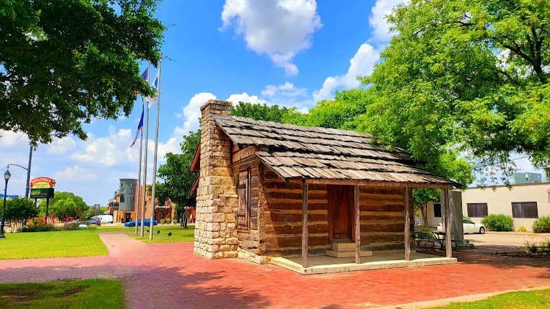 Heritage Park - Image 3