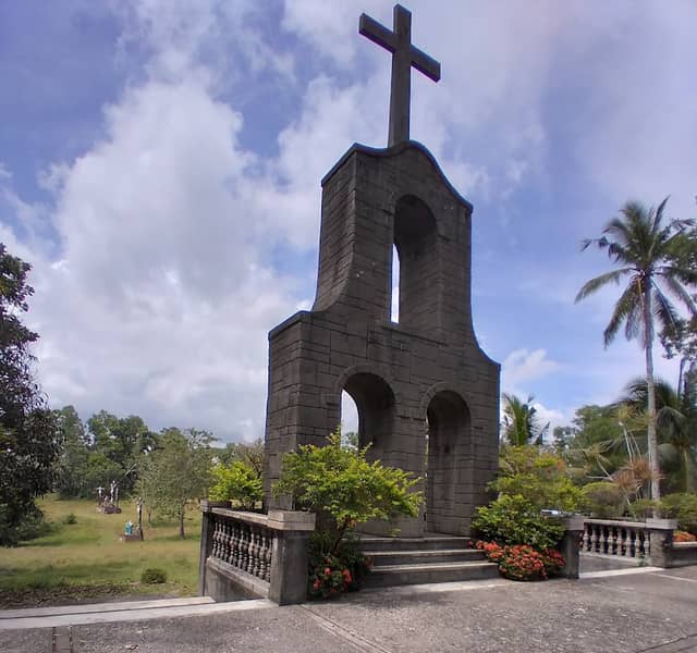 Holy Family Hills - Image 1