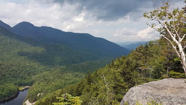 Indian Head Trailhead - Image 2