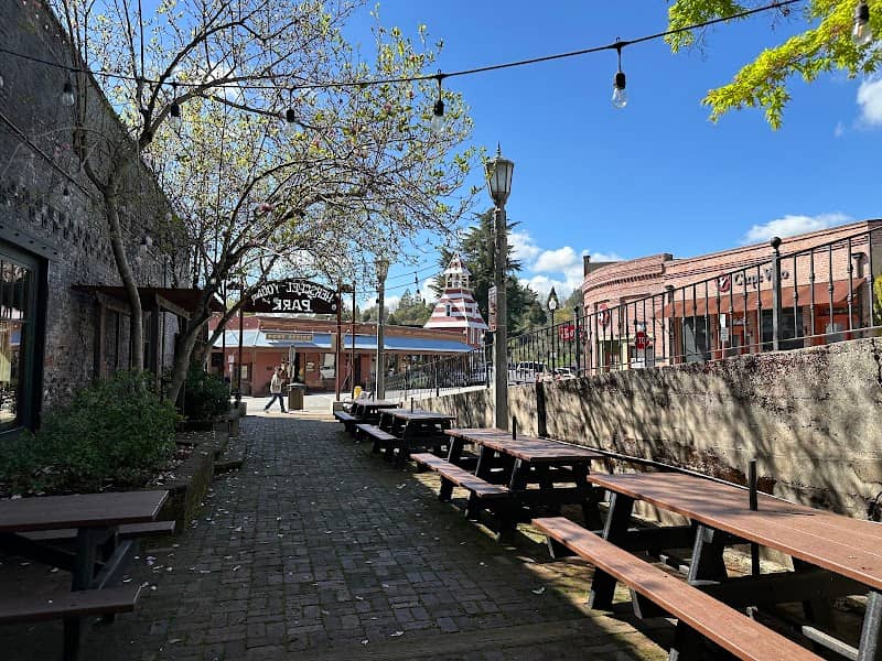 Herschel Young Park - Image 3