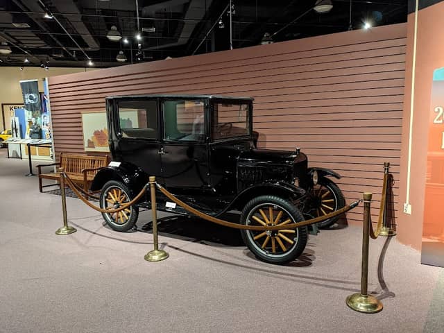 Kentucky Historical Society - Image 2