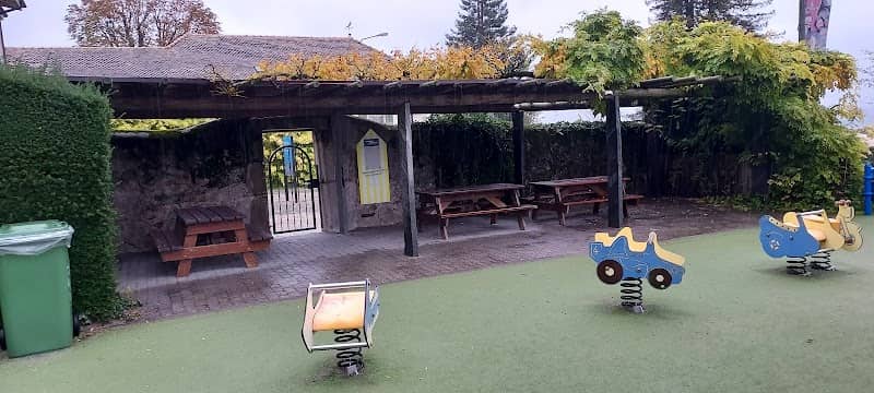 Outdoor childrens playground - Image 2