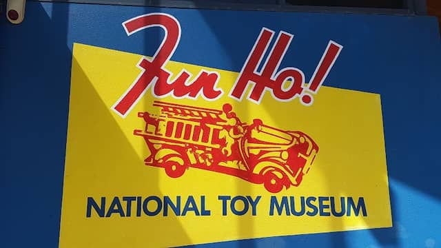 Fun Ho! Toys/Inglewood Info Centre - Image 2