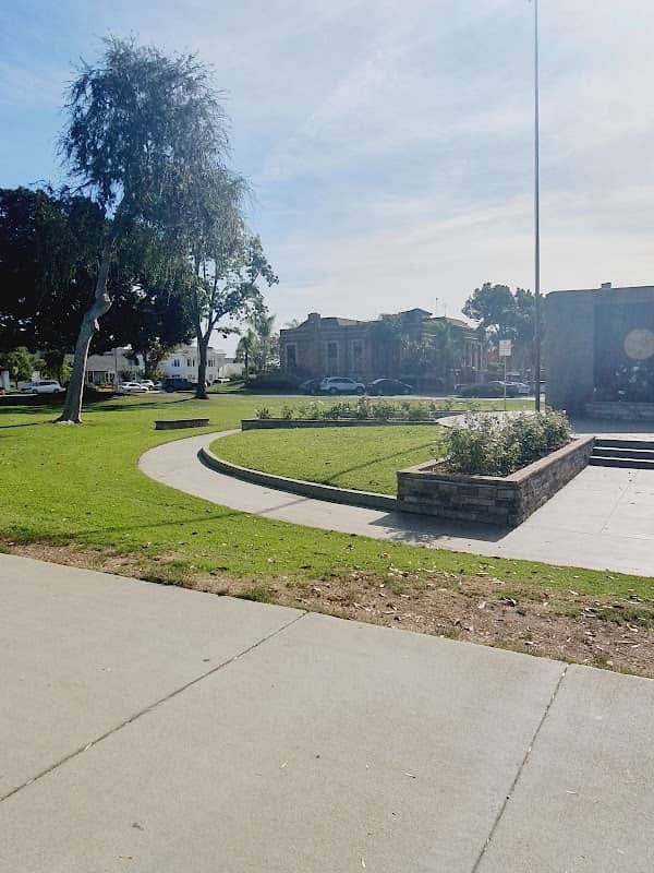 Montebello Park - Image 1