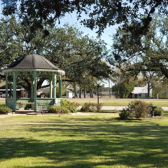 Hempstead Gazebo Park - Image 1