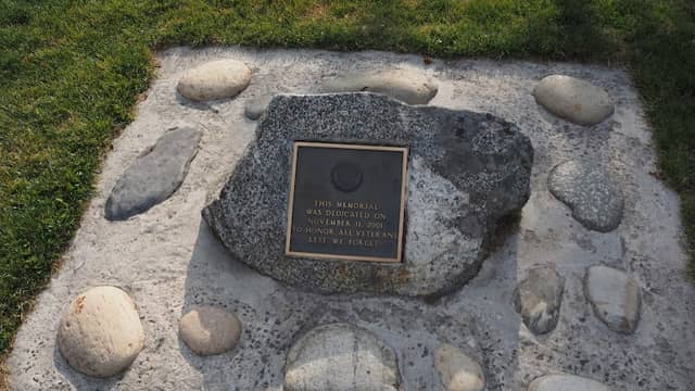 Veteran's Park - Image 1