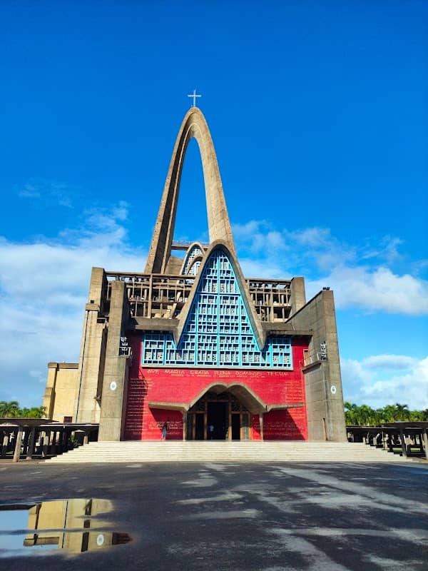 Basilica Nuestra Señora De La Altagracia - Image 1