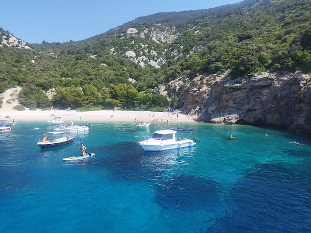 Glass boat Rabac - Image 1