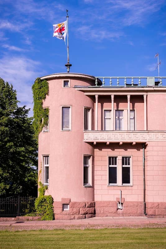Bonga Castle - Image 1