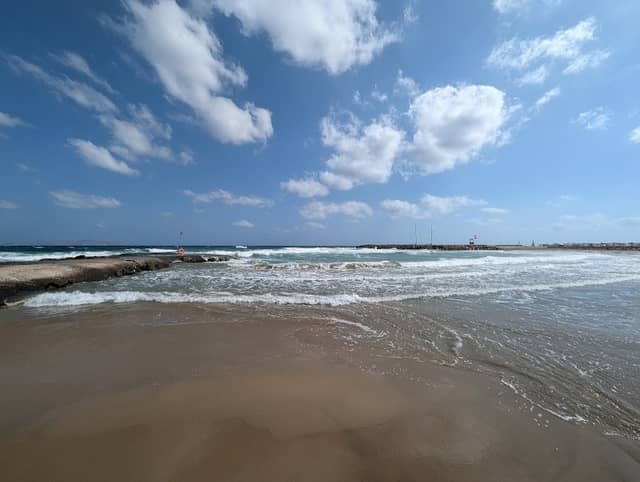 Gouves breakwater - Image 1