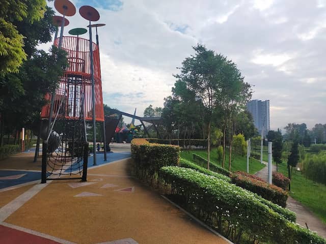 Origami Park - Image 1