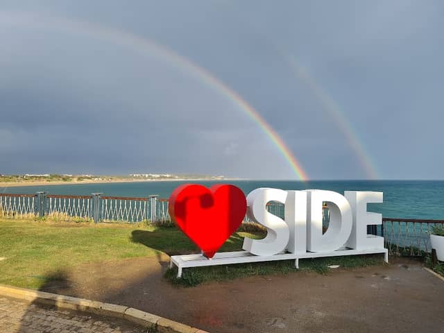 I ️ Side - Image 1