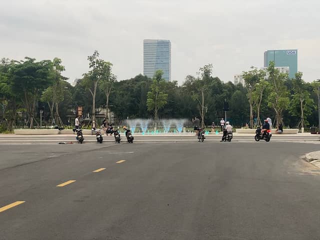 Công Viên Hoa Anh Đào – Sakura Park Phú Mỹ Hưng - Image 1