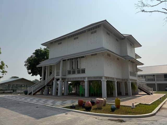 Arts and Culture Center Luang Yok Krabat Ratchaburi - Image 1