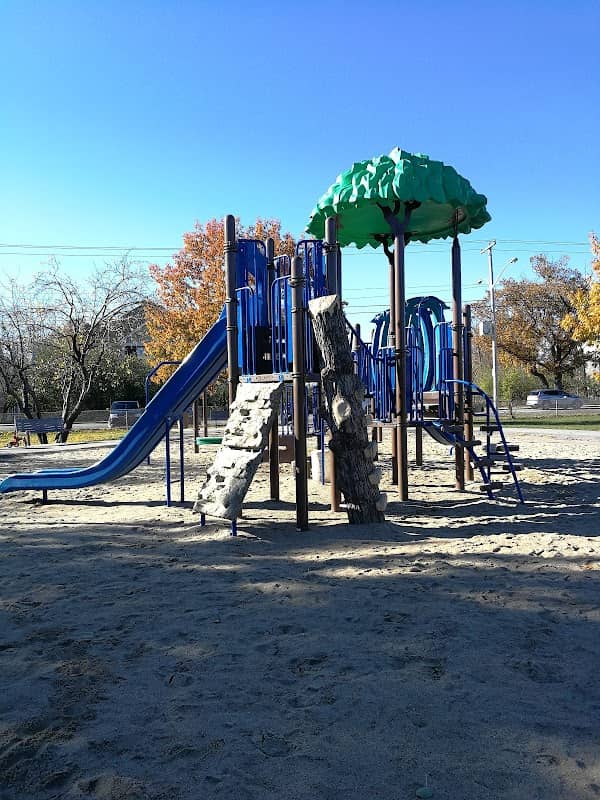 Parc des Trois-Portages - Image 1