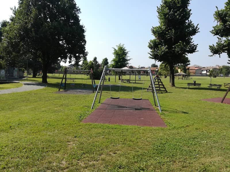 Castle Park - Image 2