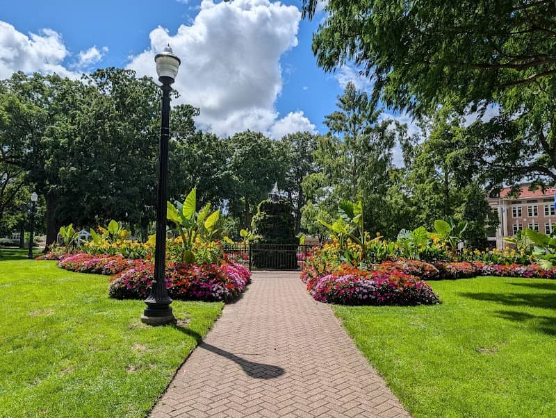 Centennial Park - Image 2