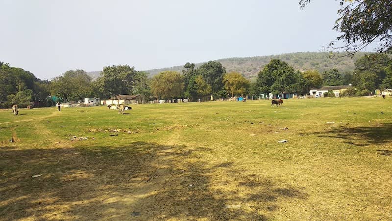 Triangle Chowk Park - Image 1