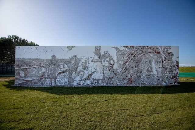 MURAL VHILS "MULHERES DO MAR" - Image 1
