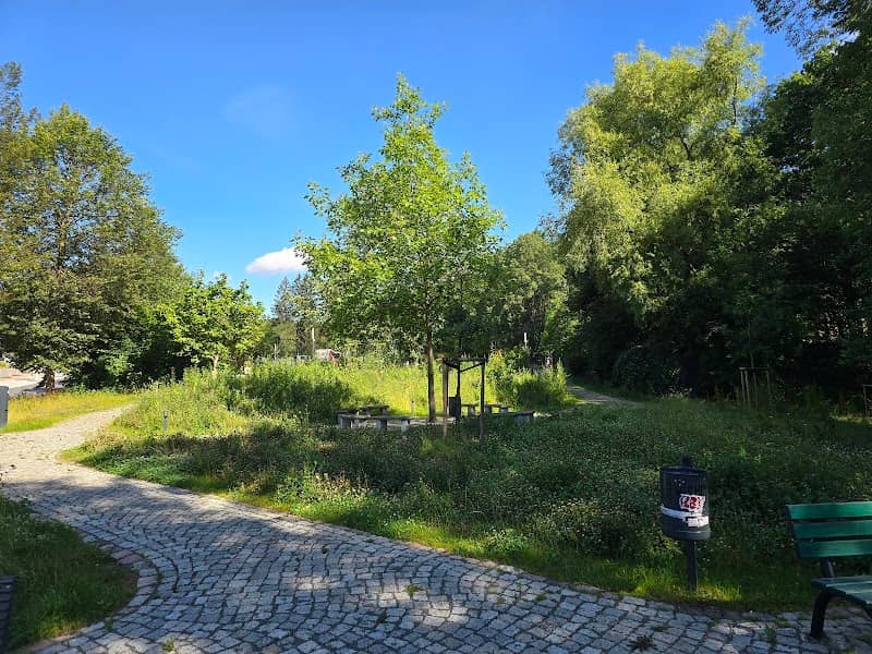 Thalheim Park - Image 1