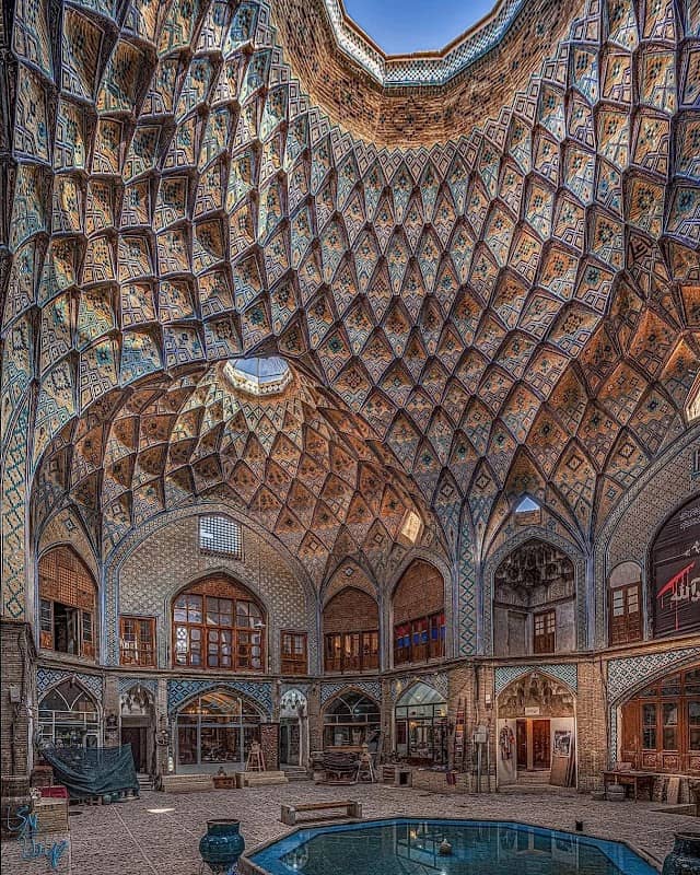 Aminoddole Caravanserai - Image 1