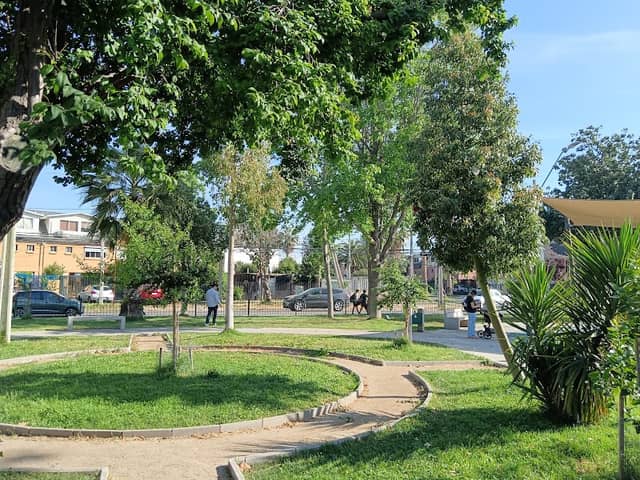 Plaza estación central - Image 2