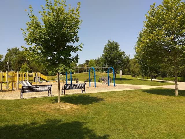 Fairy Lake Park - Image 2