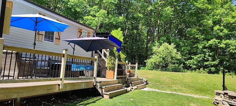 Lux Poconos - Image 1
