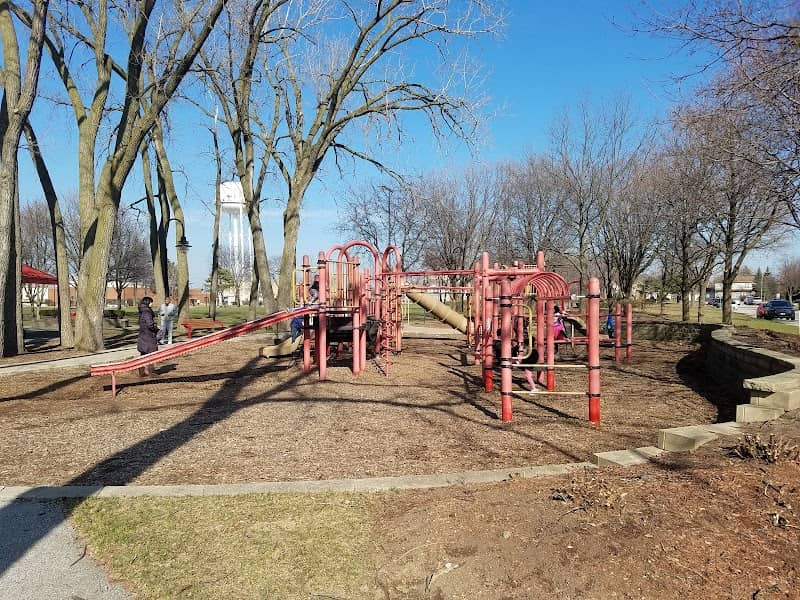Golf Mill Park - Image 1