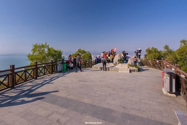 Shuangyuewan Scenic Area - Image 2