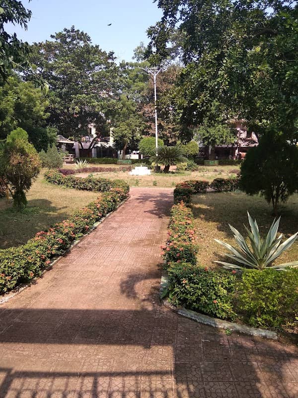 Prayashaa Park - Image 2