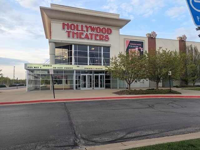 Regal Hollywood - St. Joseph - Image 1