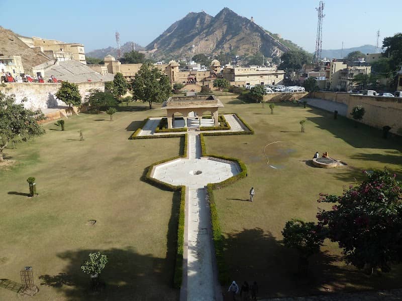 Maotha Lake Amer - Image 3