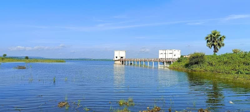Lake View Point - Image 1