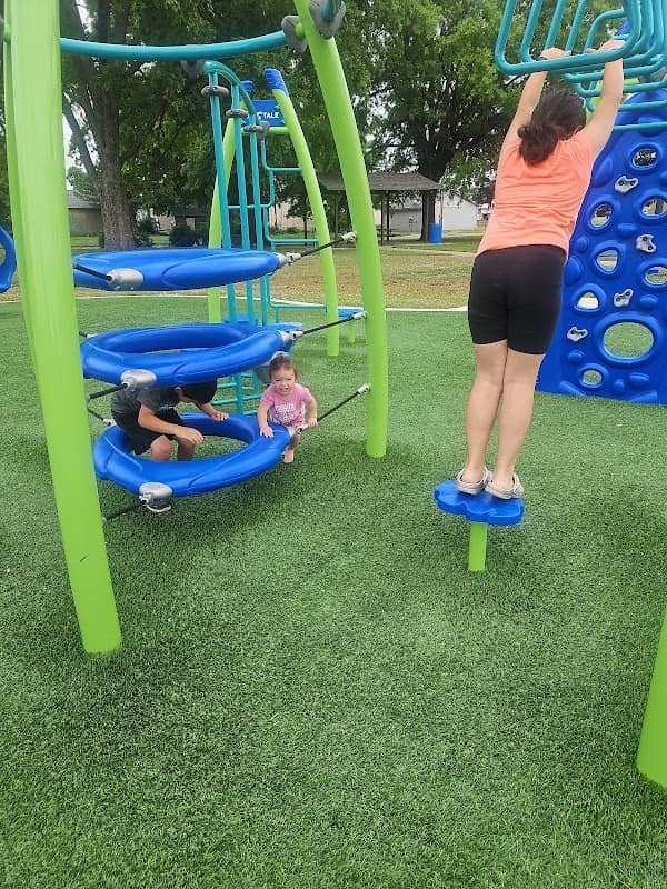 Cochran Park - Image 3