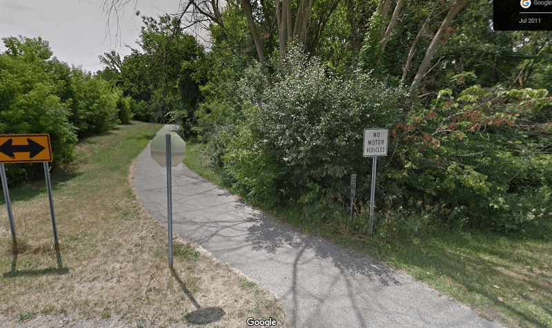 Hines Park Trailhead - Image 1