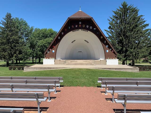 Twining Park - Image 1