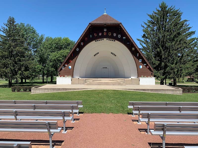 Twining Park - Image 1