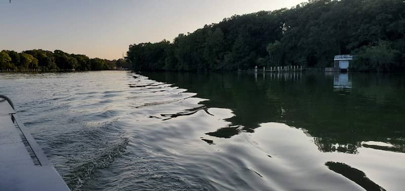 Colony Oaks Park - Image 2